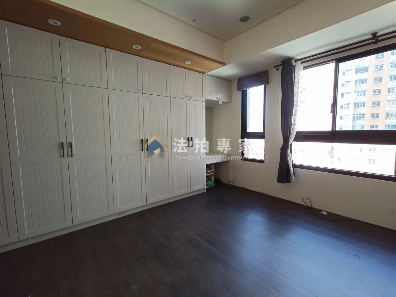 北屯┃鵬程NEW1┃四房雙平車┃法拍交屋實照交屋照片縮圖 5