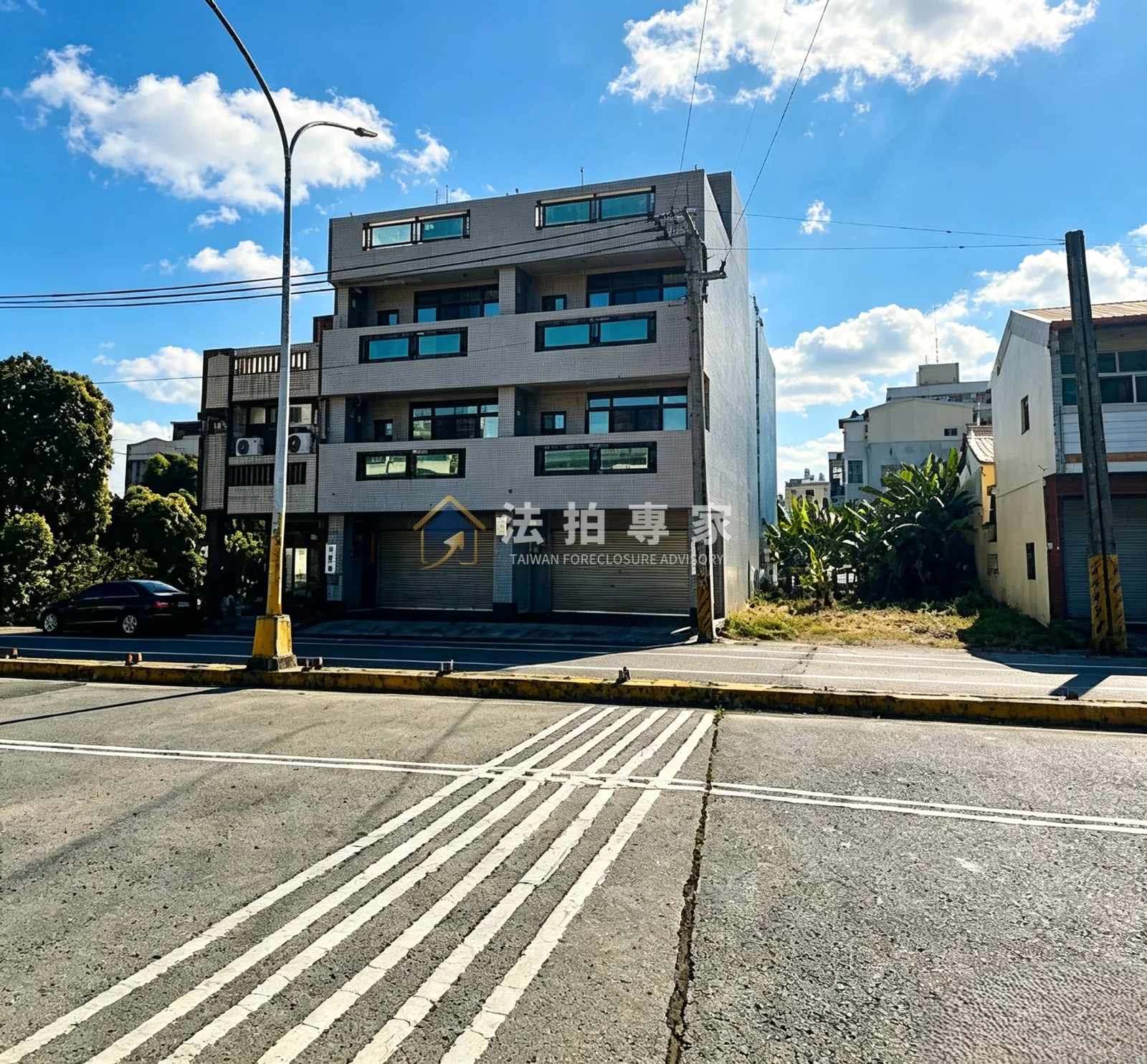 雲林斗南・建國二路・邊間電梯店墅