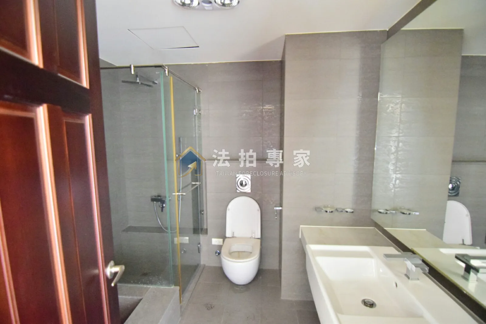 西區┃鄉林君悅┃四房雙平車┃法拍交屋實照交屋照片縮圖 5