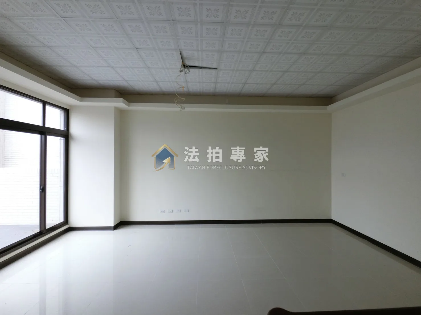 清水┃民和路┃全新電梯別墅┃法拍交屋實照交屋照片縮圖 3