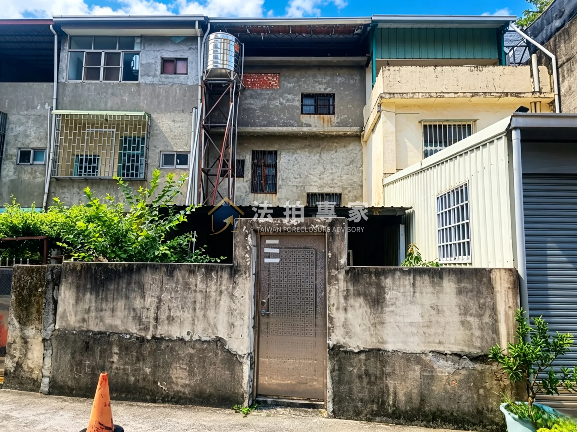 豐原・中正路．前後臨路三樓透天照片 2縮圖