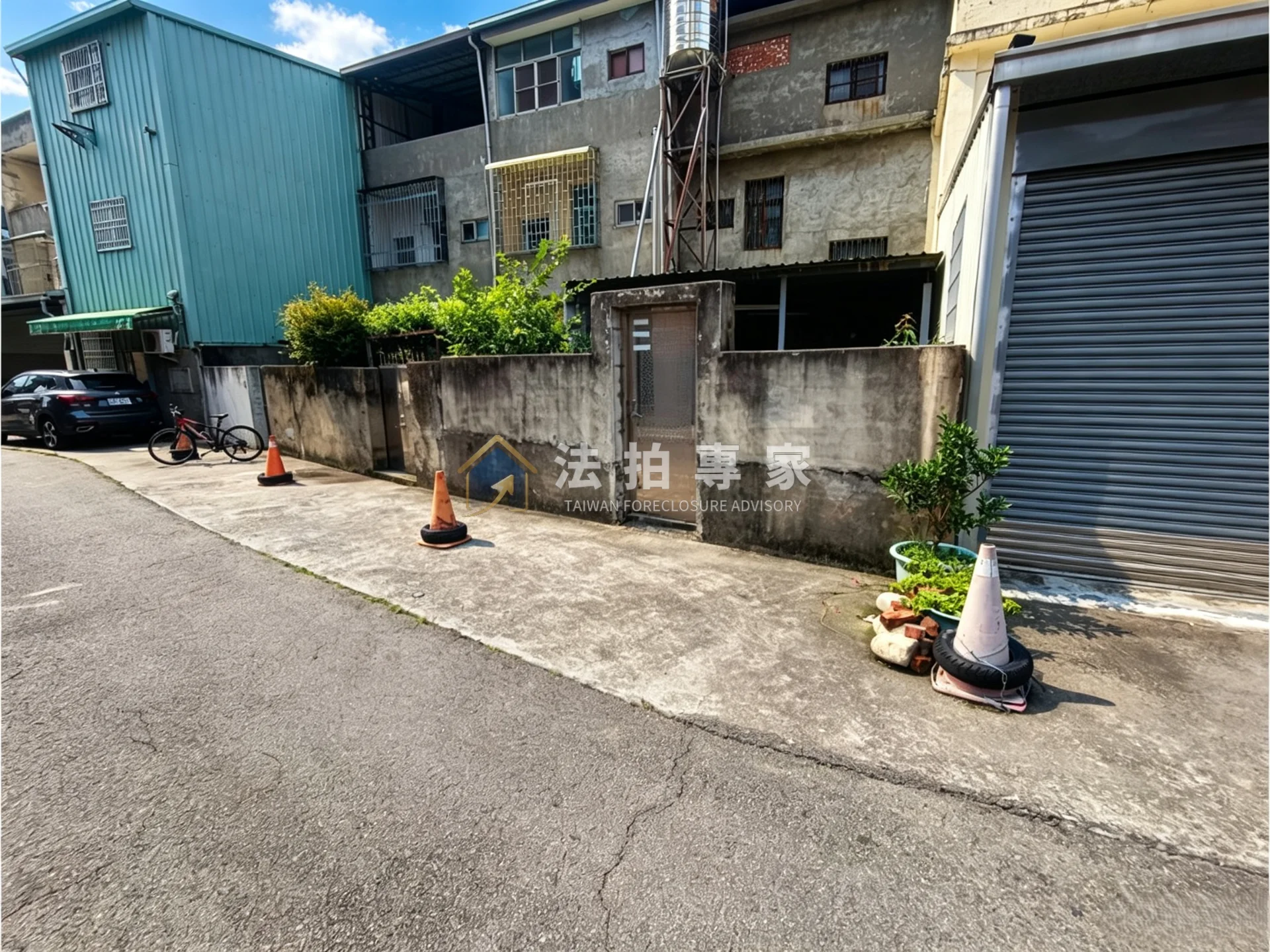 豐原・中正路．前後臨路三樓透天照片 3縮圖
