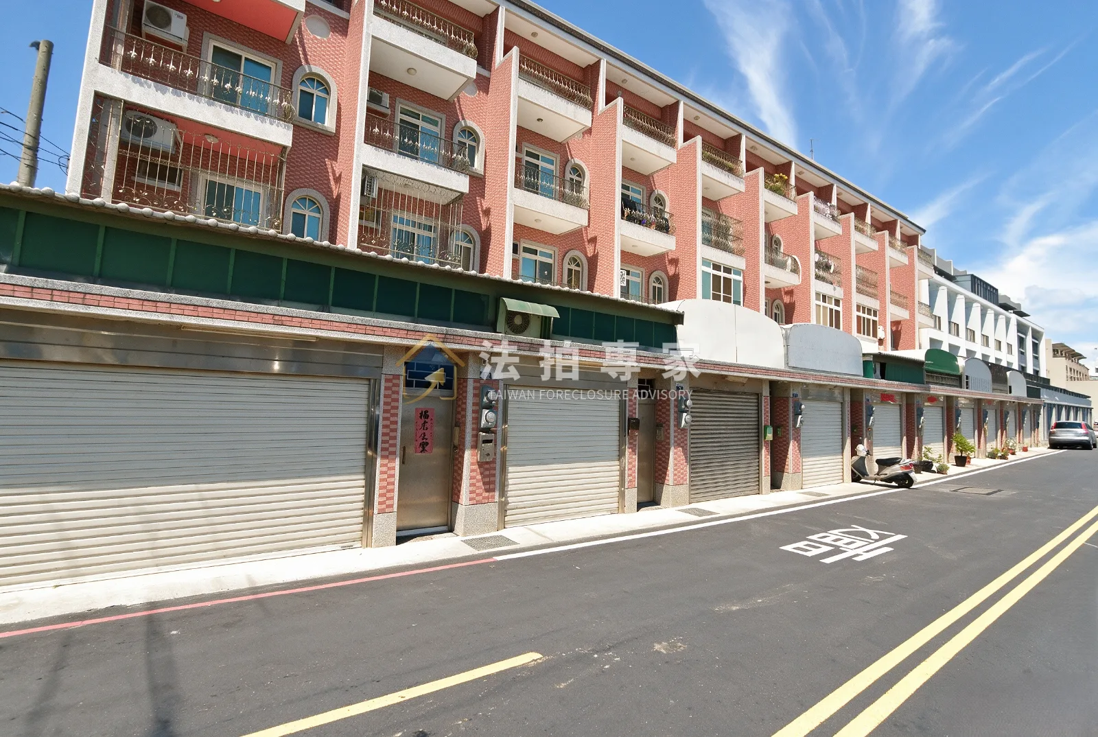 台中市梧棲區梧棲・立德街・四樓車庫透天法拍屋案件照片