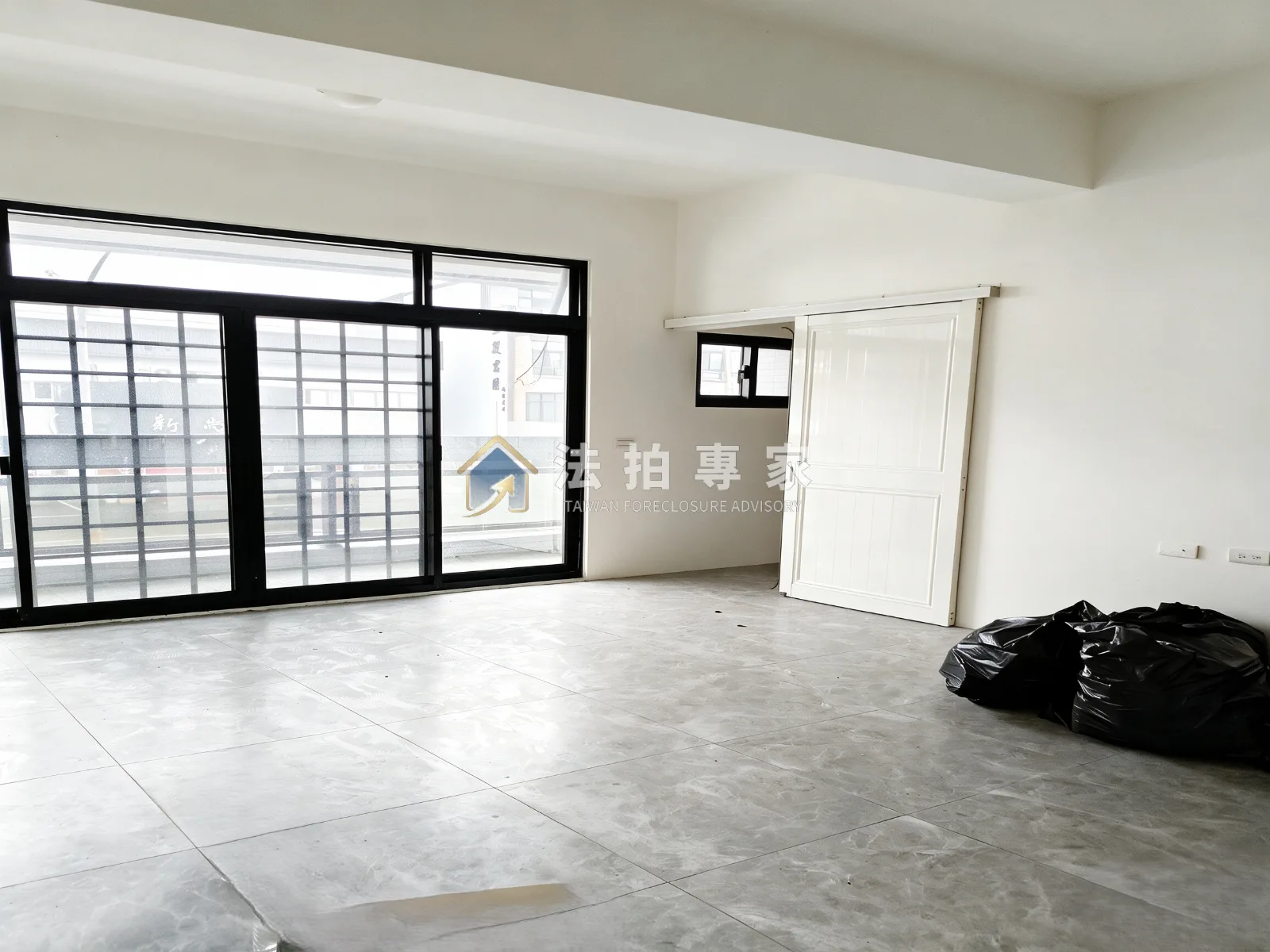 雲林斗南・建國二路・邊間電梯店墅照片 6縮圖