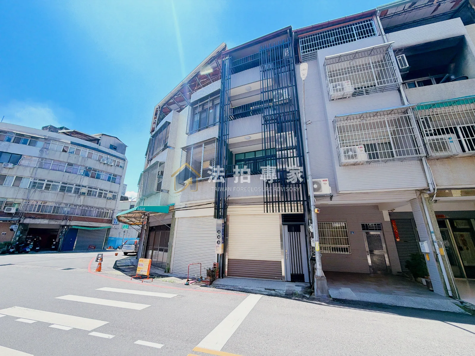 東區・東南街・整新四樓透天照片 2縮圖