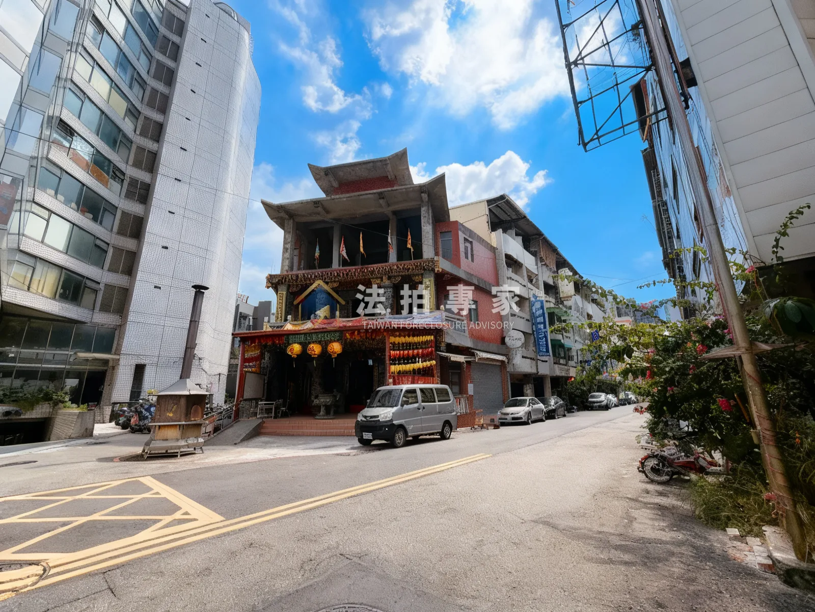 南區・平順街・三角窗宮廟透天照片 2縮圖