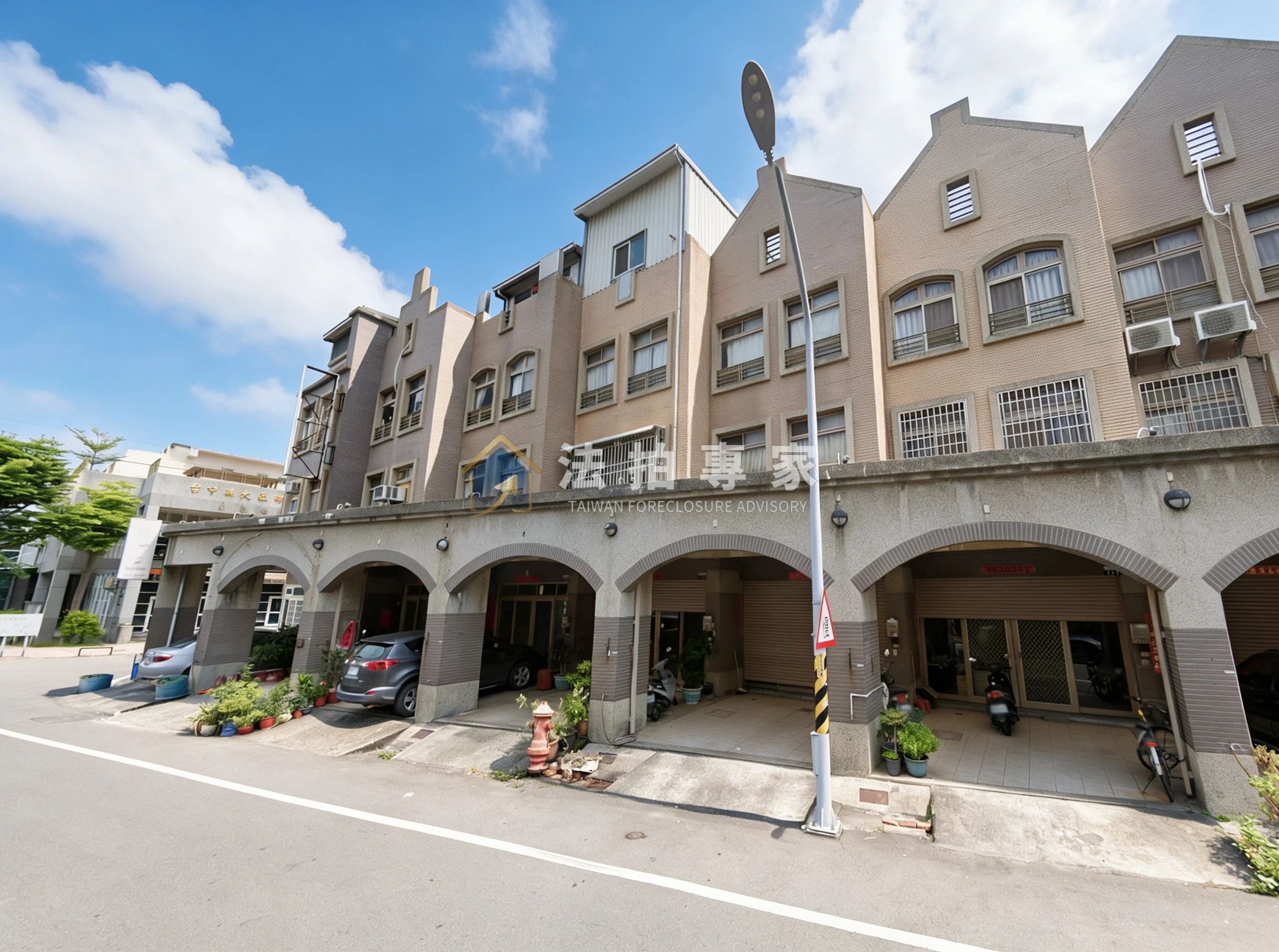 大肚・日光郡・臨路三樓透天照片 3縮圖