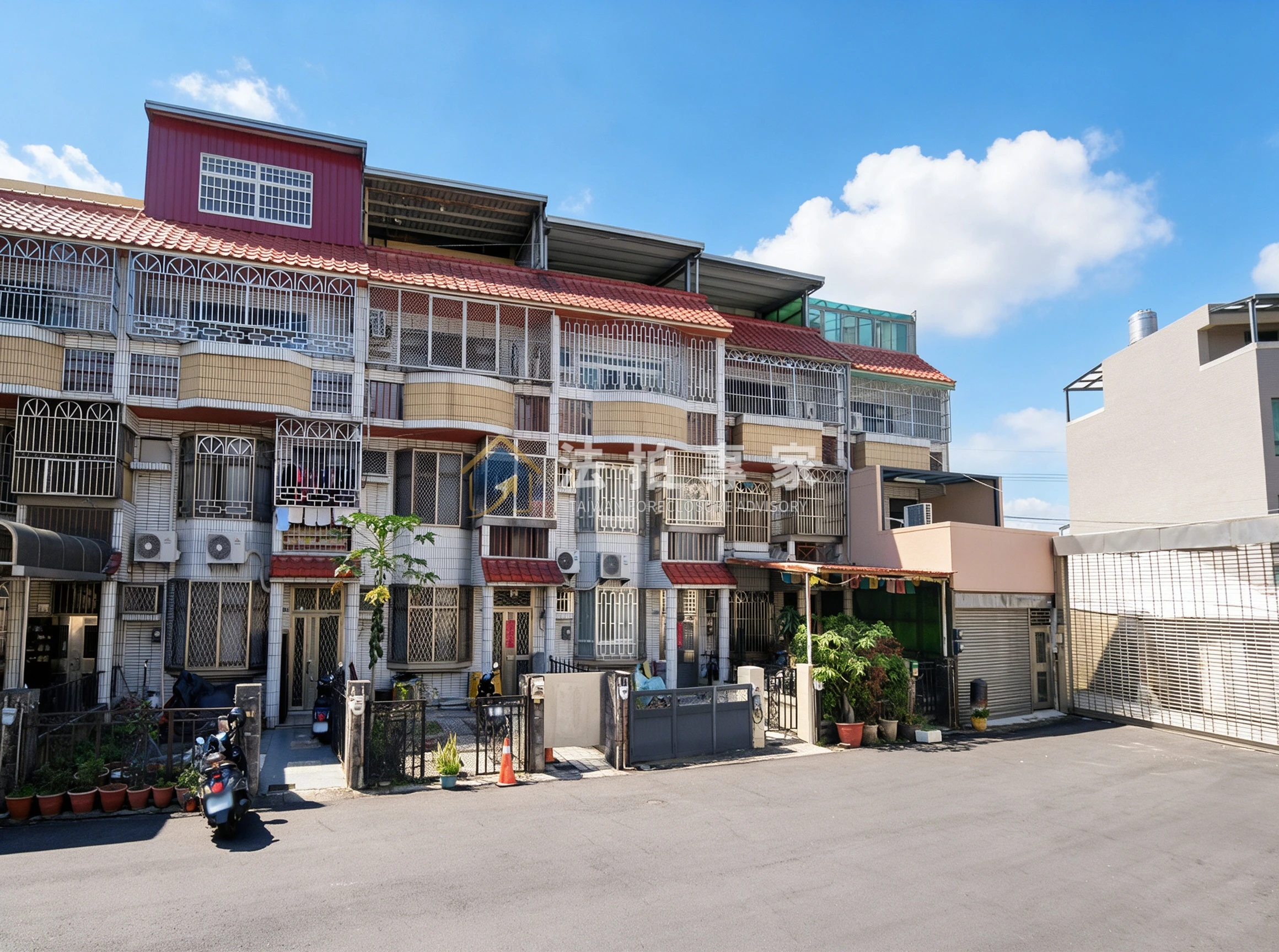 大里・公教街・四樓透天照片 3縮圖