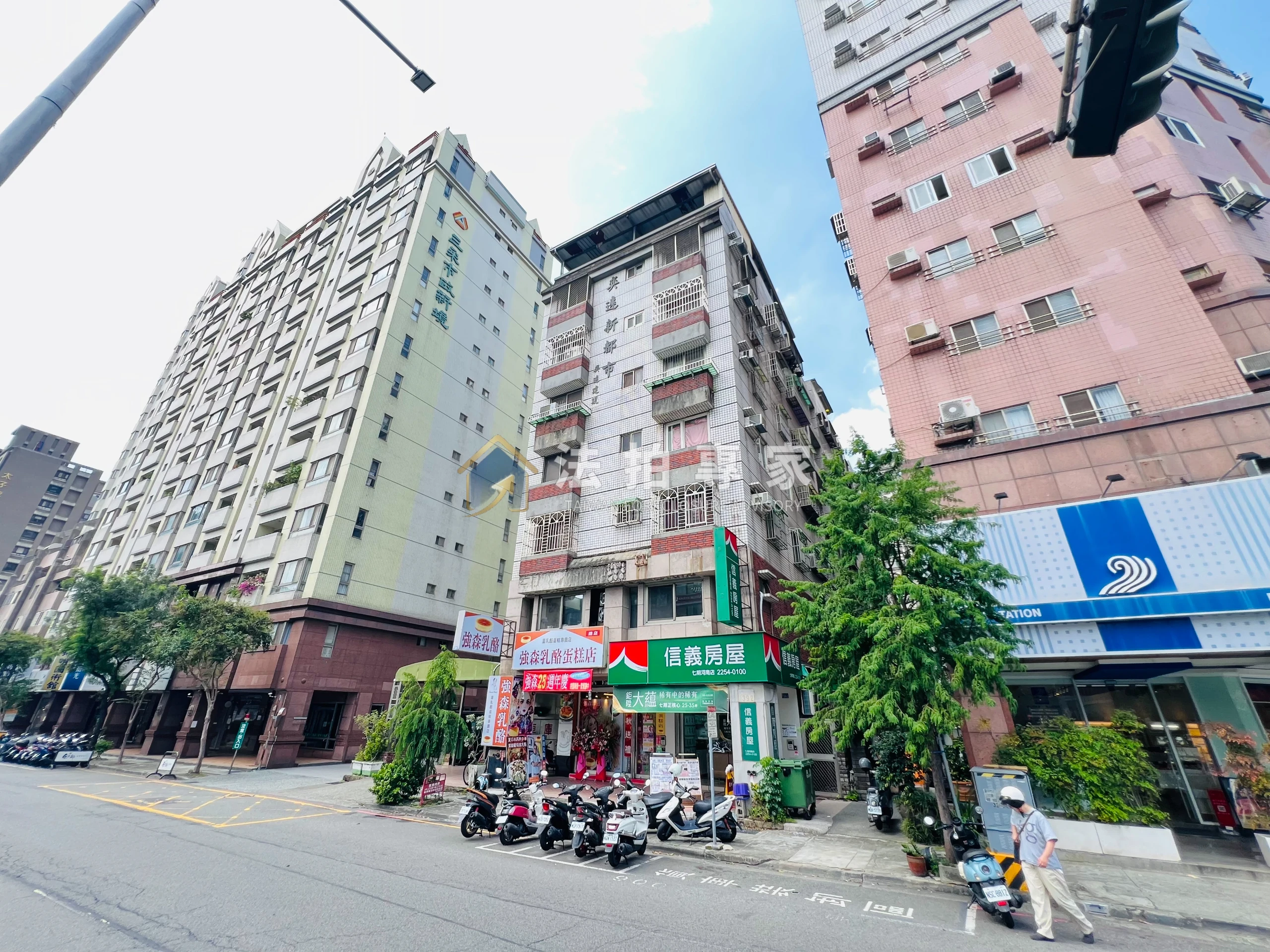 南屯・奕遠新都市．三房附車位照片 3縮圖